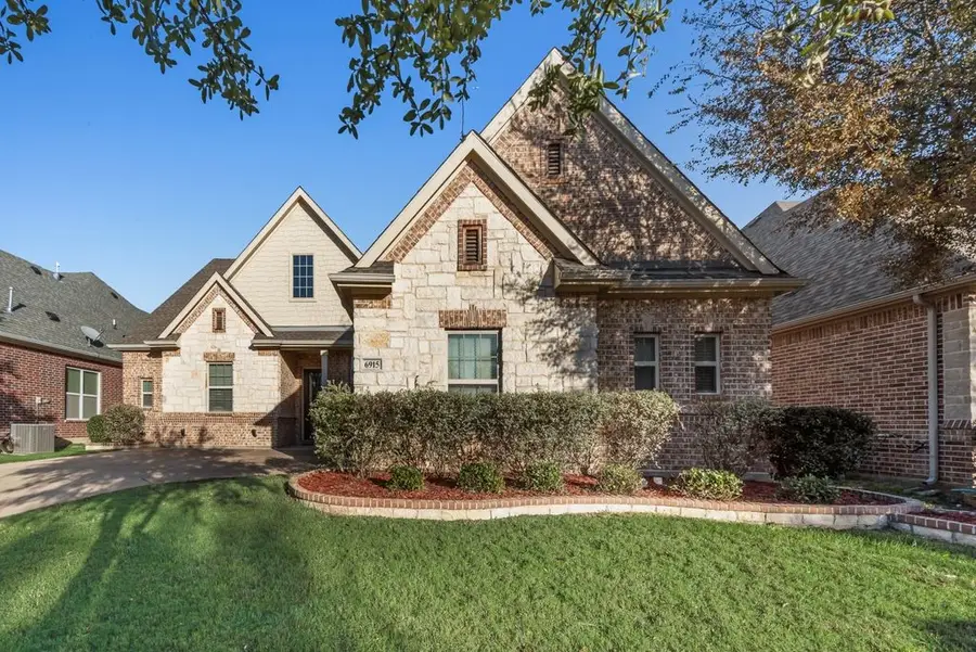 6915 Clayton Nicholas Court, Arlington, TX 76001 - Image #3