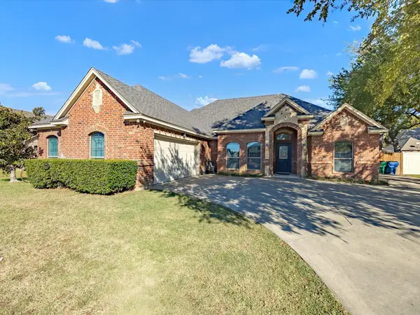2107 Ridgewood Drive, Bridgeport, TX 76426