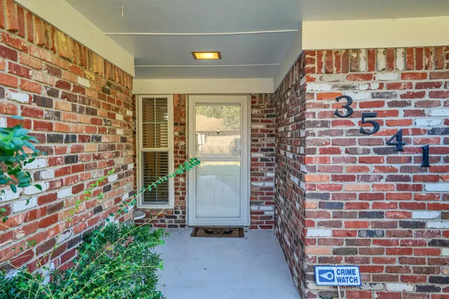 3541 Wedgworth Road S, Fort Worth, TX 76133 - Image #3