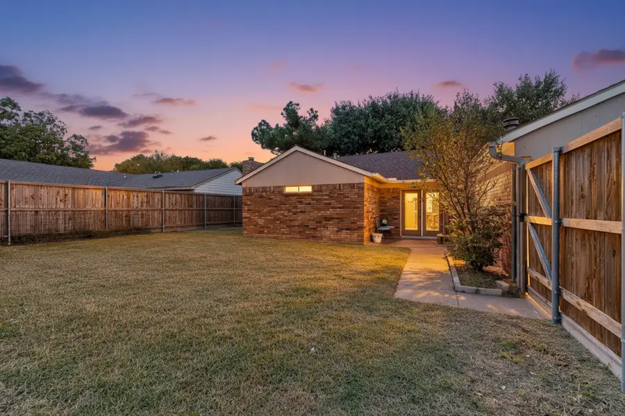 931 Mapleleaf Lane, Coppell, TX 75019 - Image #2