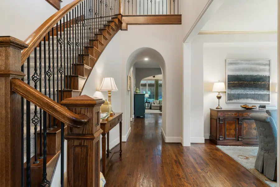 640 Clearwater Drive, Irving, TX 75039 - Image #3