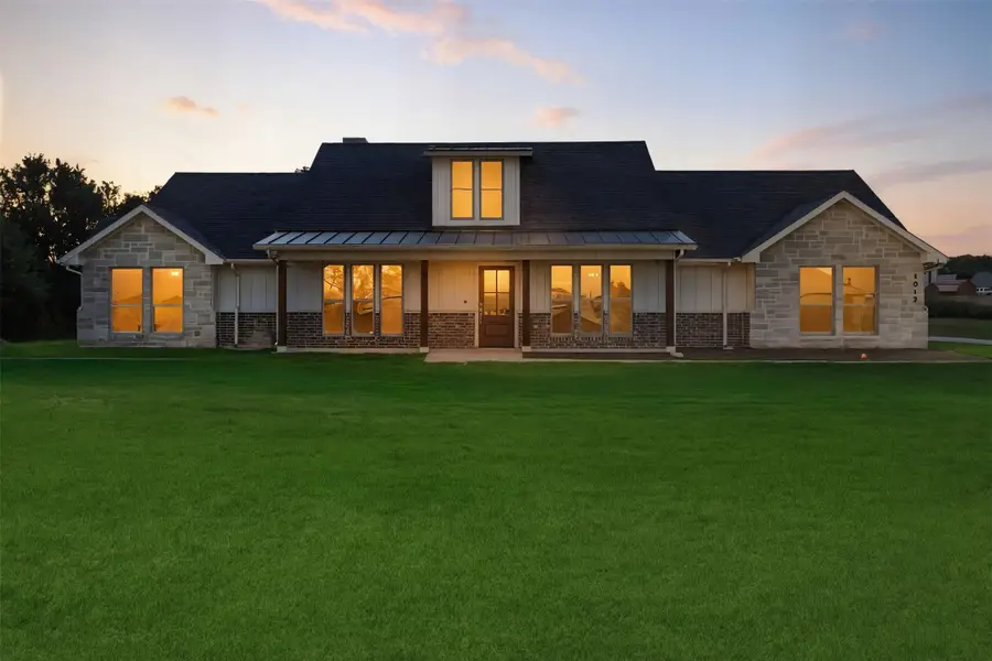 1012 Abbie Ruth Court, Springtown, TX 76082 - Image #3