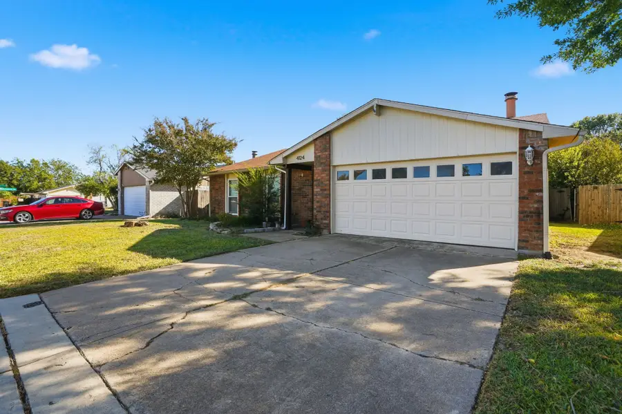 4124 Blue Flag Lane, Fort Worth, TX 76137 - Image #2
