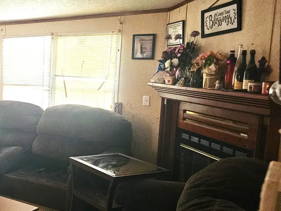 275 Byrd Circle, Karnack, TX 75661 - Image #2