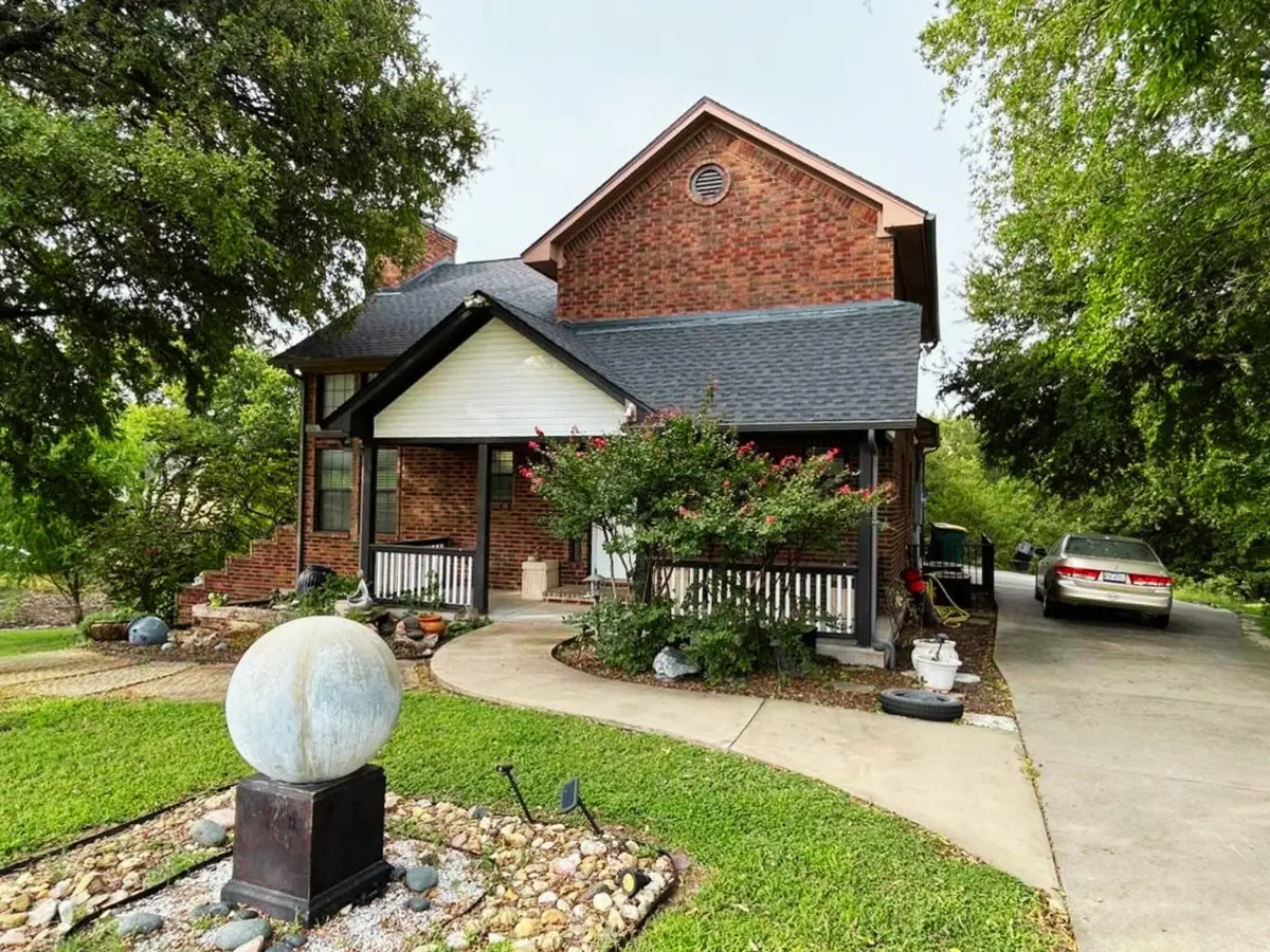 2460 Waterstone Drive, Cedar Hill, TX 75104 - Image #1