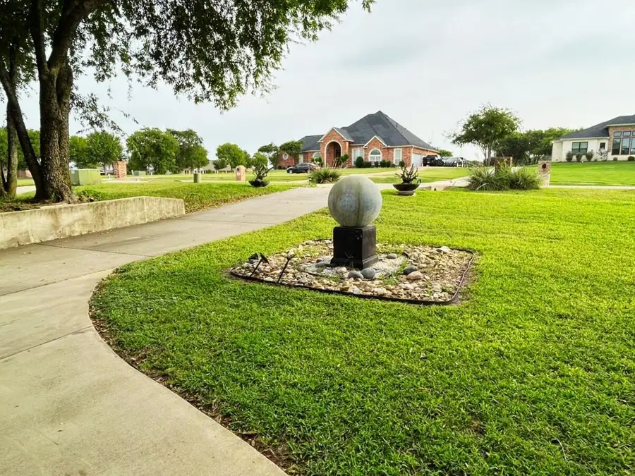2460 Waterstone Drive, Cedar Hill, TX 75104 - Image #2