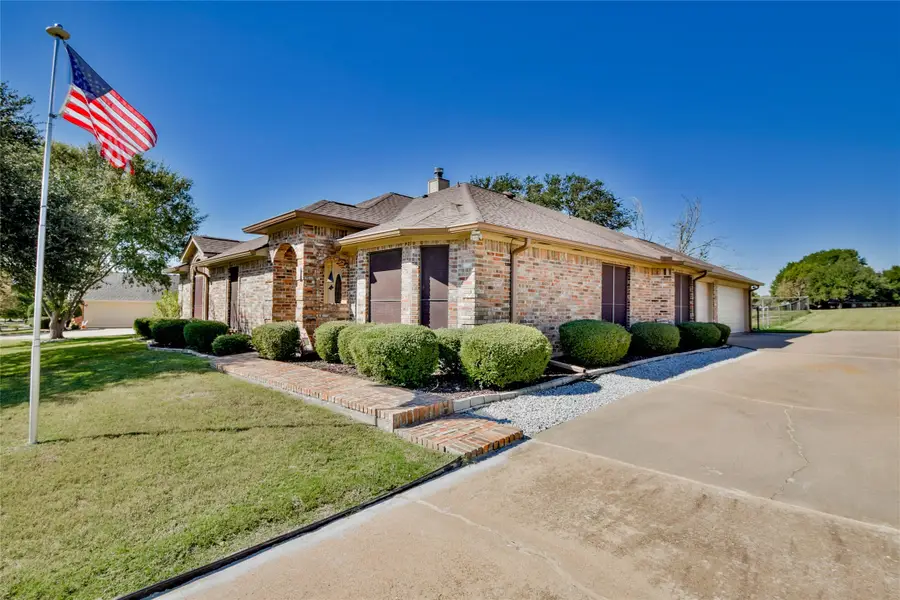 9100 Bellechase, Granbury, TX 76049 - Image #2