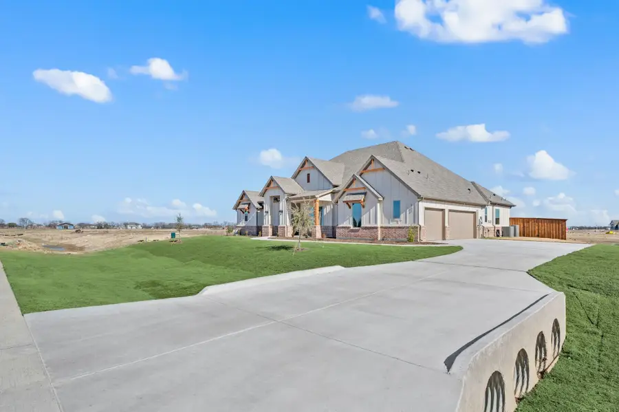 162 Galena Street, Rhome, TX 76078 - Image #2