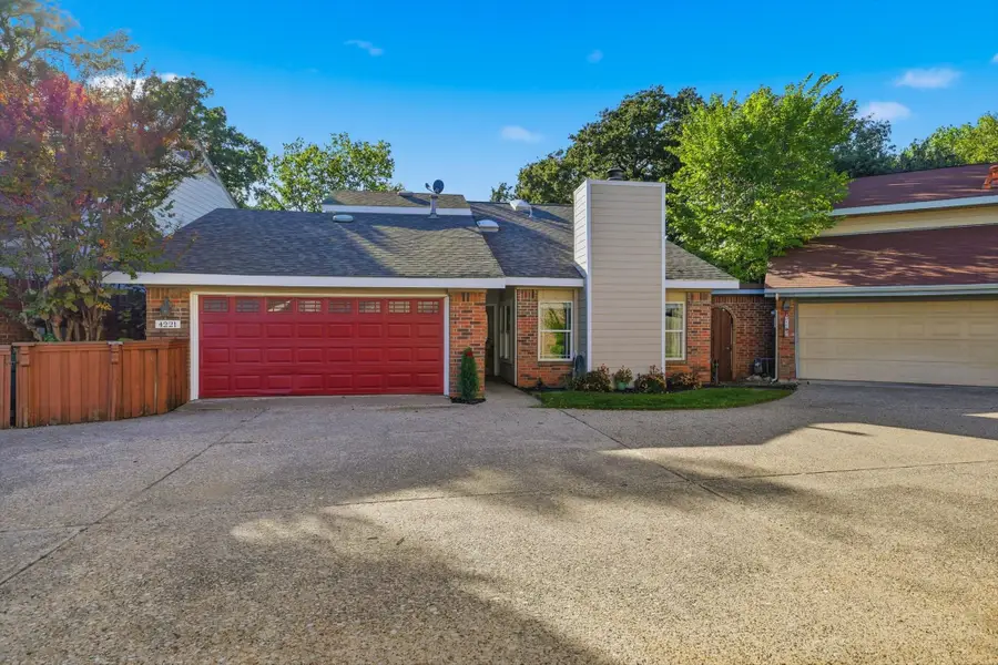 4221 Gayle Court, Flower Mound, TX 75028 - Image #3