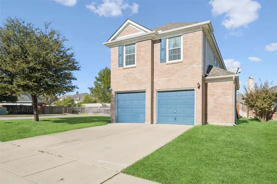 364 Fossil Bridge Drive, Fort Worth, TX 76131 - Image #2