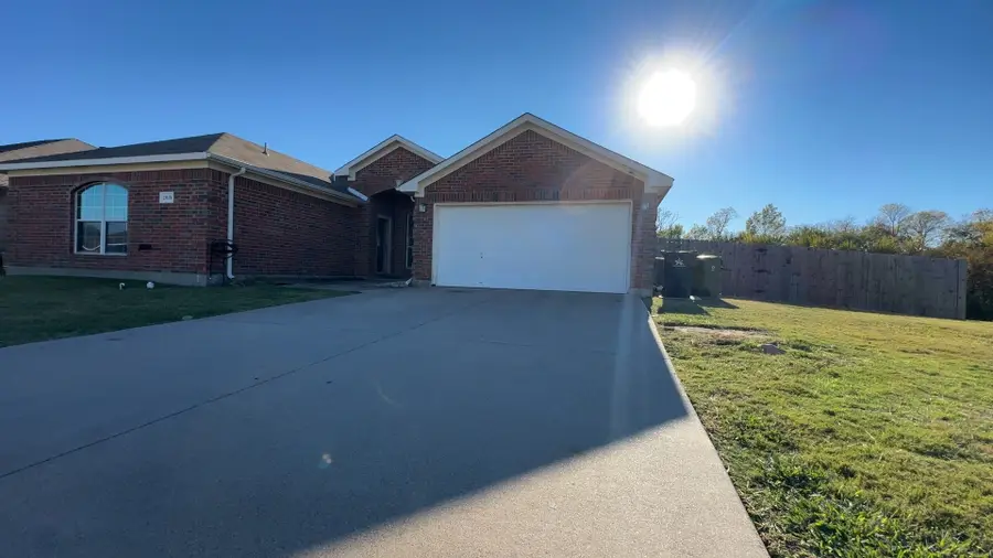 2018 Cliffside Drive, Arlington, TX 76018 - Image #3