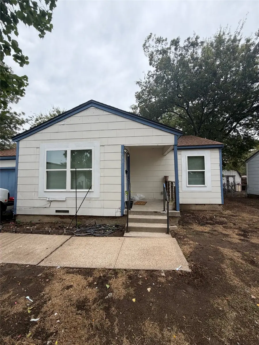 1033 Tamara Lane, Grand Prairie, TX 75051 - Image #2