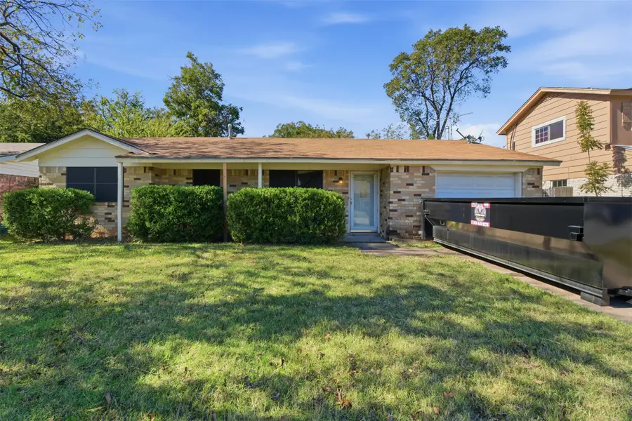 256 Pimlico Way, Saginaw, TX 76179 - Image #3
