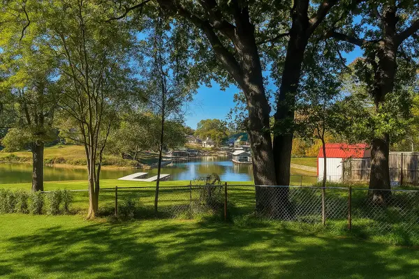 111 Wren Lane, Gun Barrel City, TX 75156