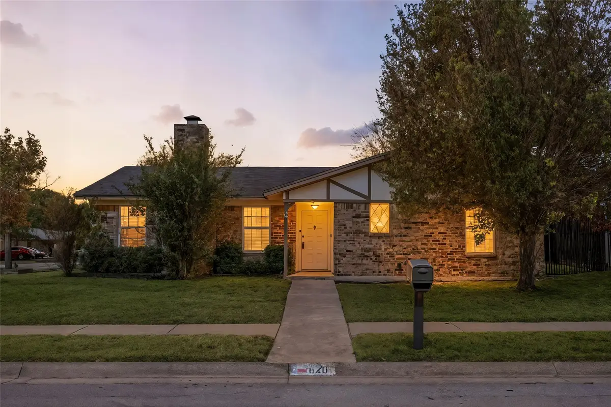 6201 Brookside Drive, Watauga, TX 76148 - Image #1