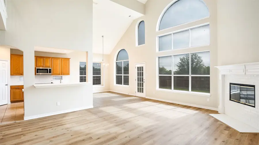 508 Lilac Lane, Desoto, TX 75115 - Image #2