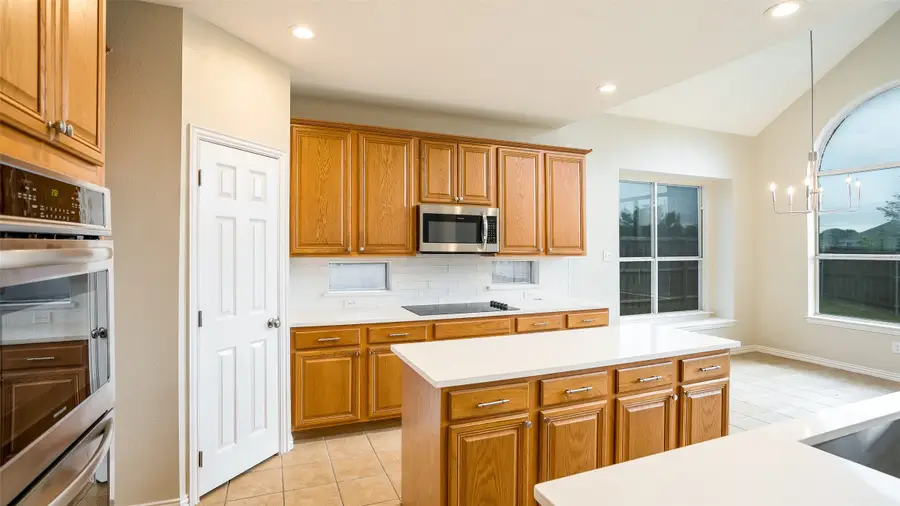 508 Lilac Lane, Desoto, TX 75115 - Image #3