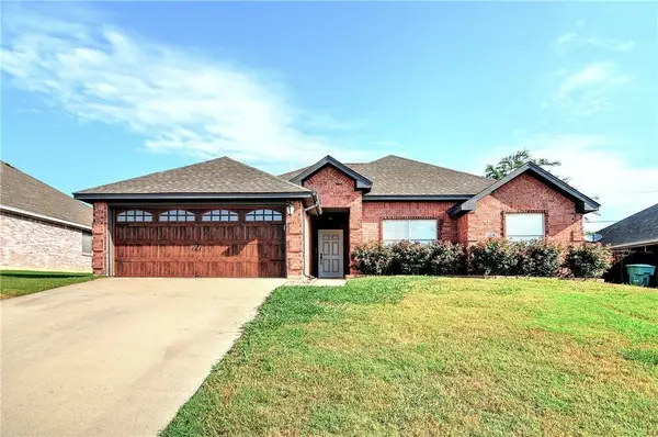 1704 Northbrook Lane, Sherman, TX 75092