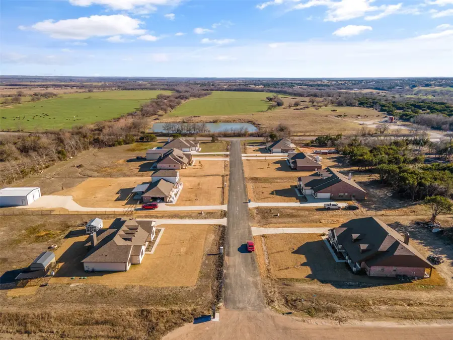 7601 Westover Hills Drive, Rio Vista, TX 76093 - Image #2