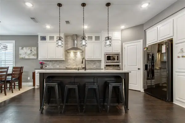 813 Pier Street, Little Elm, TX 76227