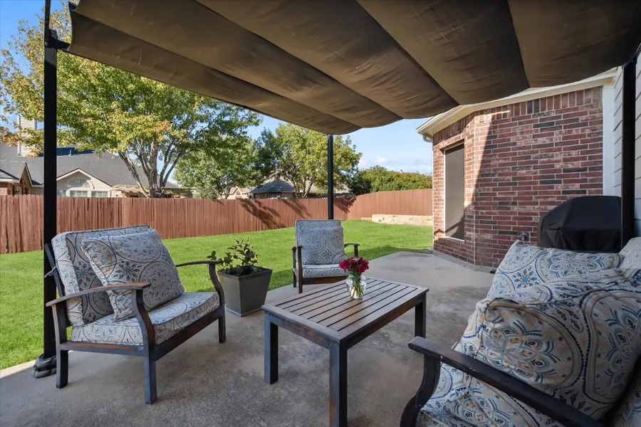2811 Saint Maria Drive, Mansfield, TX 76063 - Image #2