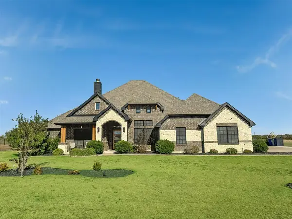 421 Cattle Barron Drive, McLendon Chisholm, TX 75032