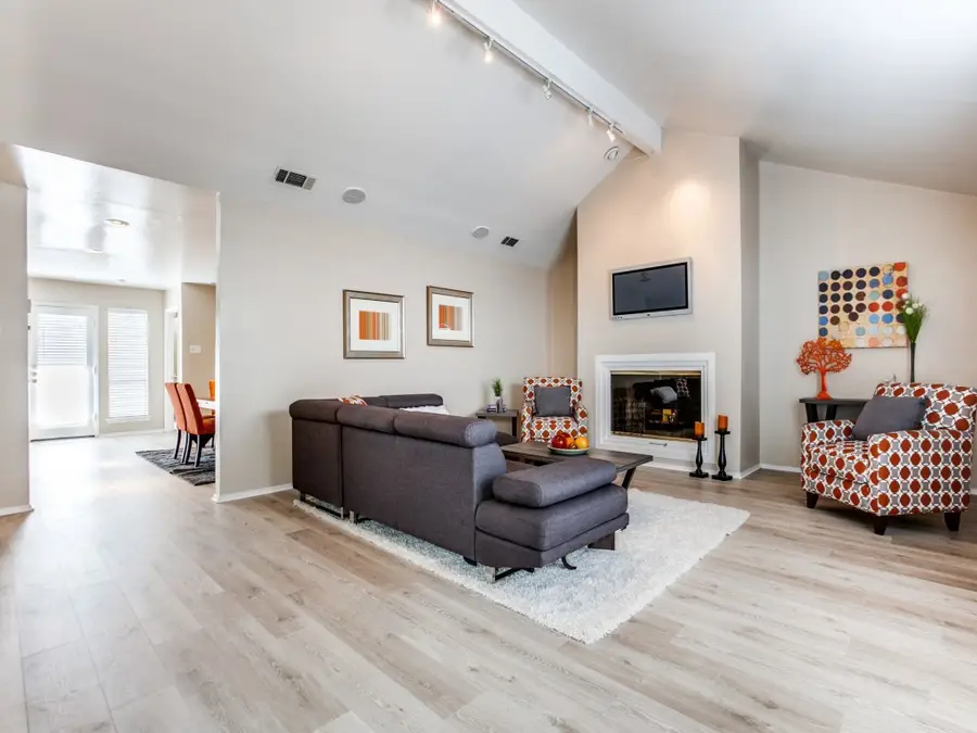 10440 Pagewood Drive, Dallas, TX 75230 - Image #3