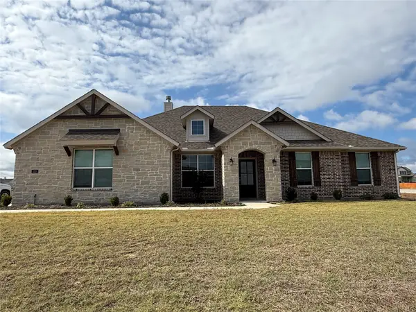 155 Spanish Moss Trail, Rhome, TX 76078