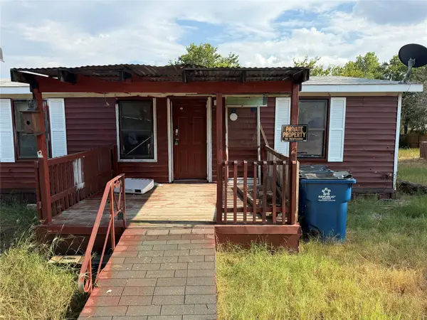 2213 Pedernales Court, Granbury, TX 76048