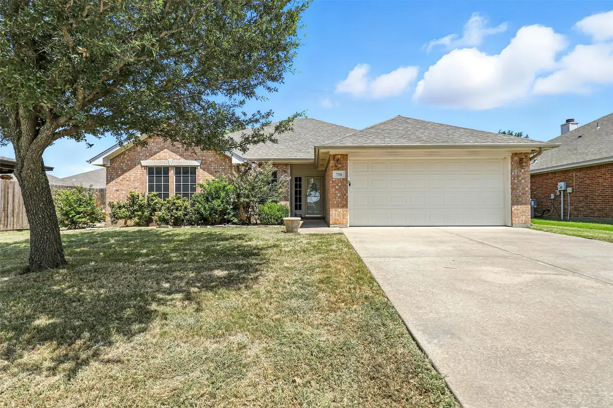 716 Park Ridge Drive, Cleburne, TX 76033 - Image #1