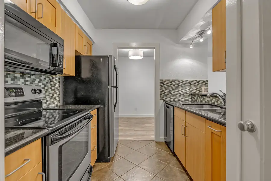 4837 Cedar Springs Road #215, Dallas, TX 75219 - Image #3