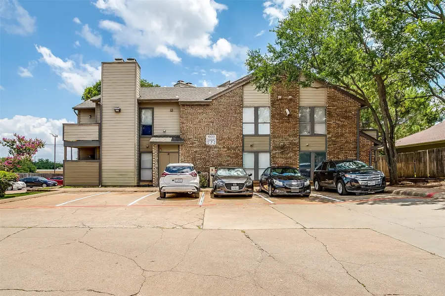 1600 Pecan Chase Circle #6, Arlington, TX 76012 - Image #2
