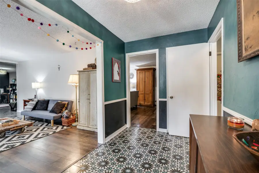 3306 Ridgedale Drive, Garland, TX 75041 - Image #3