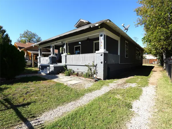 3611 Avenue H, Fort Worth, TX 76105