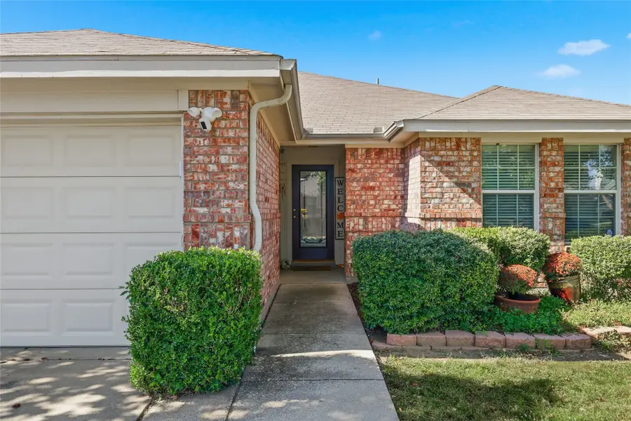 3709 Logan Drive, Denton, TX 76207 - Image #2