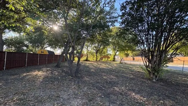 501 SW 17th Street, Grand Prairie, TX 75051 - Image #2