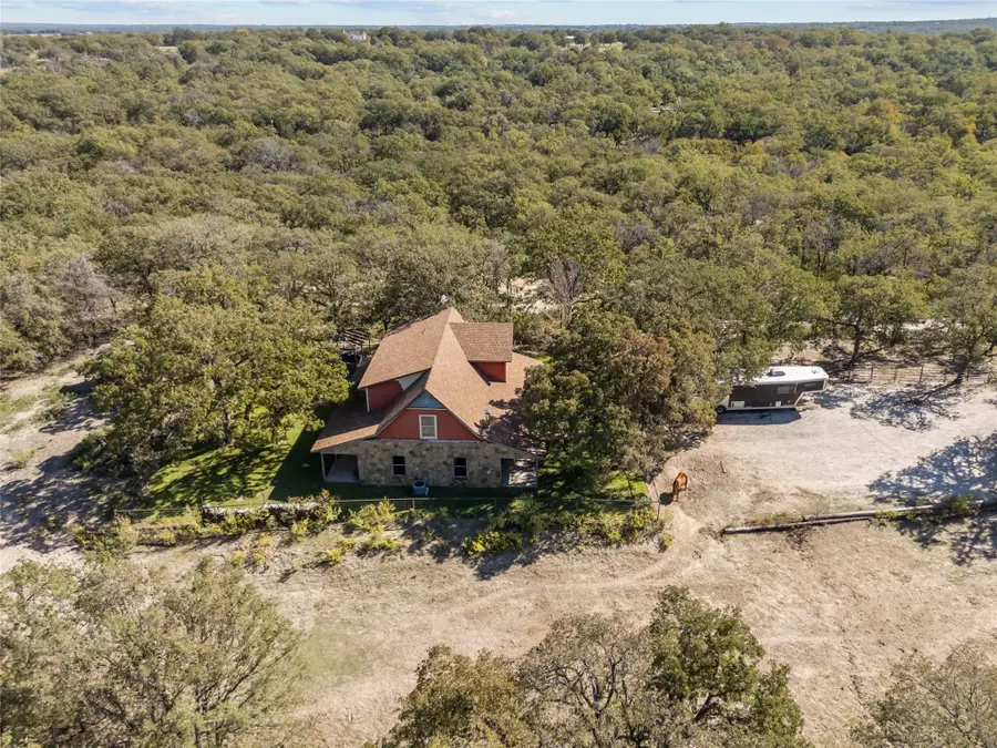 262 N Cheyenne + Trail, Springtown, TX 76082 - Image #2