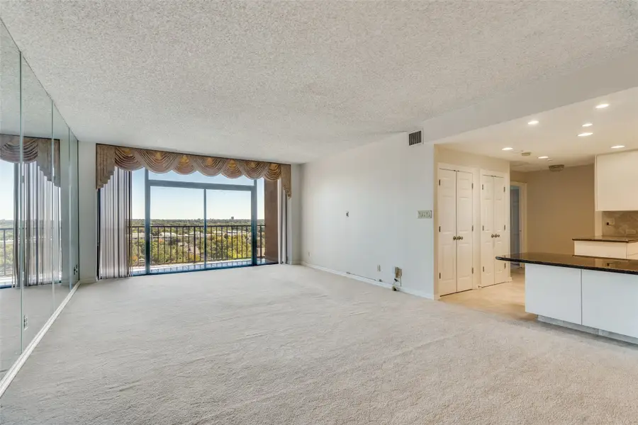 5200 Keller Springs Road #820, Dallas, TX 75248 - Image #3