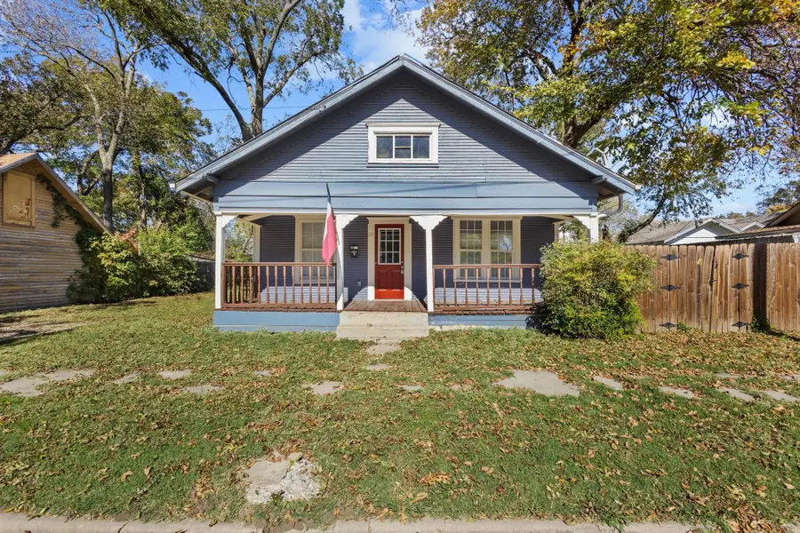 113 E Cummings Street, Gainesville, TX 76240 - Image #2