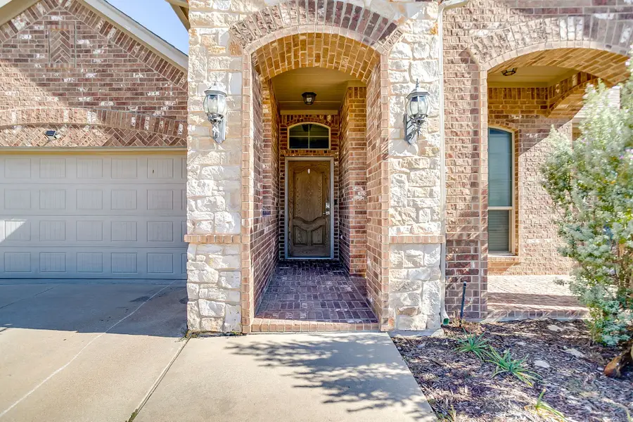 2209 Caroline Drive, Weatherford, TX 76087 - Image #3