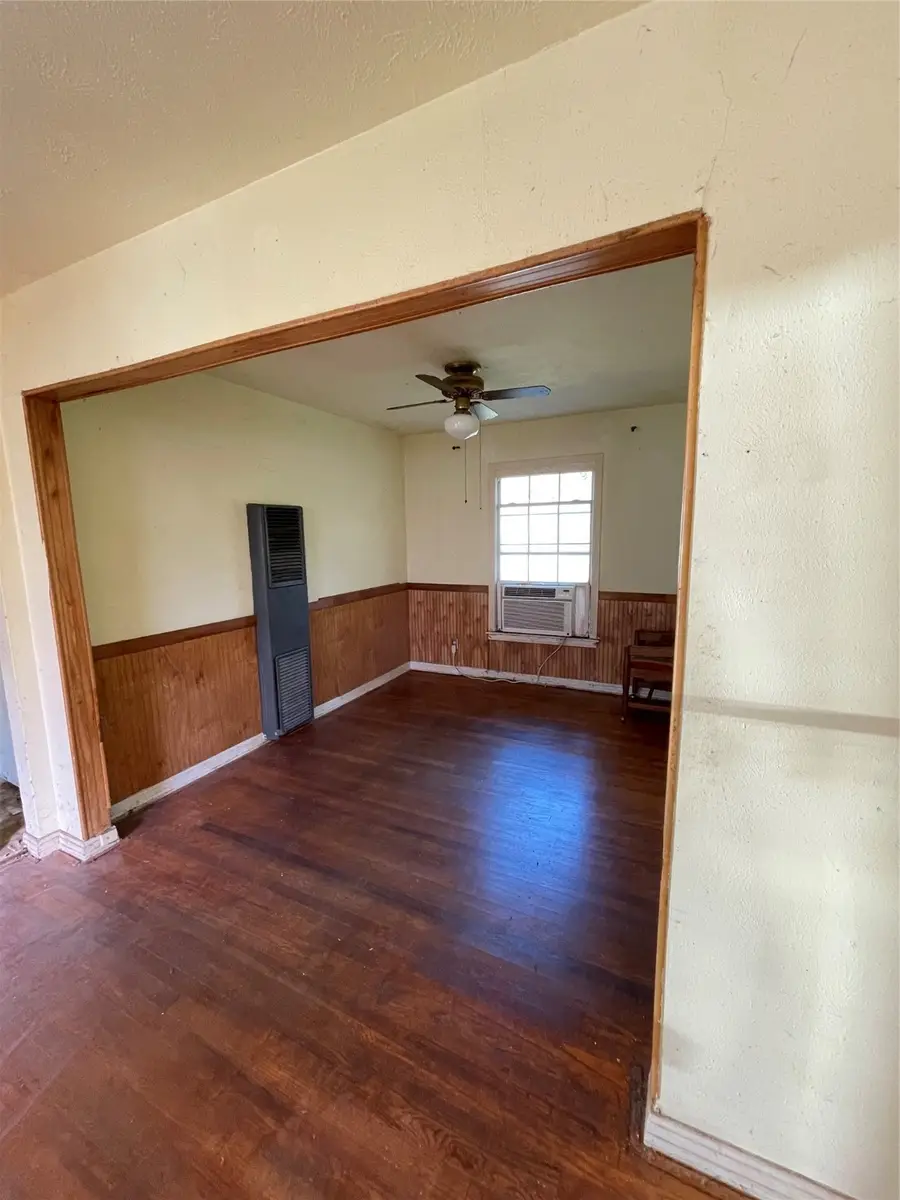 8361 Transit Street, Dallas, TX 75217 - Image #3