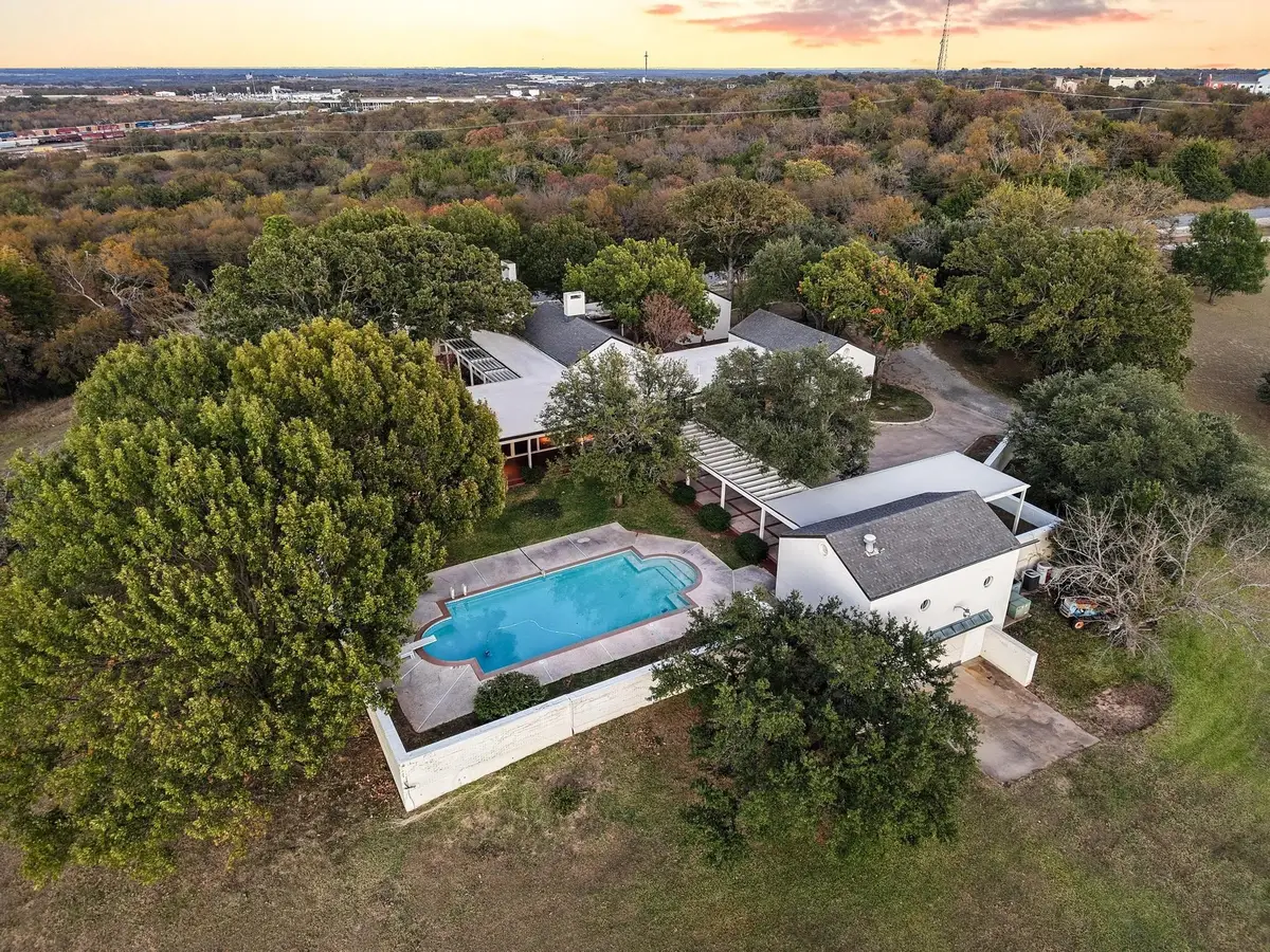 3906 Highland Drive, Denison, TX 75020 - Image #1