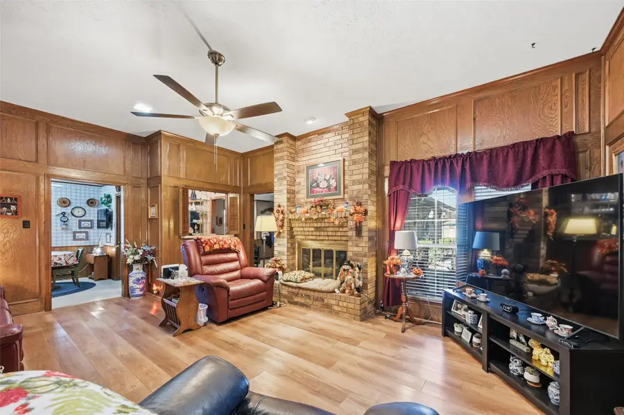 217 Faircrest Drive, Garland, TX 75040 - Image #3