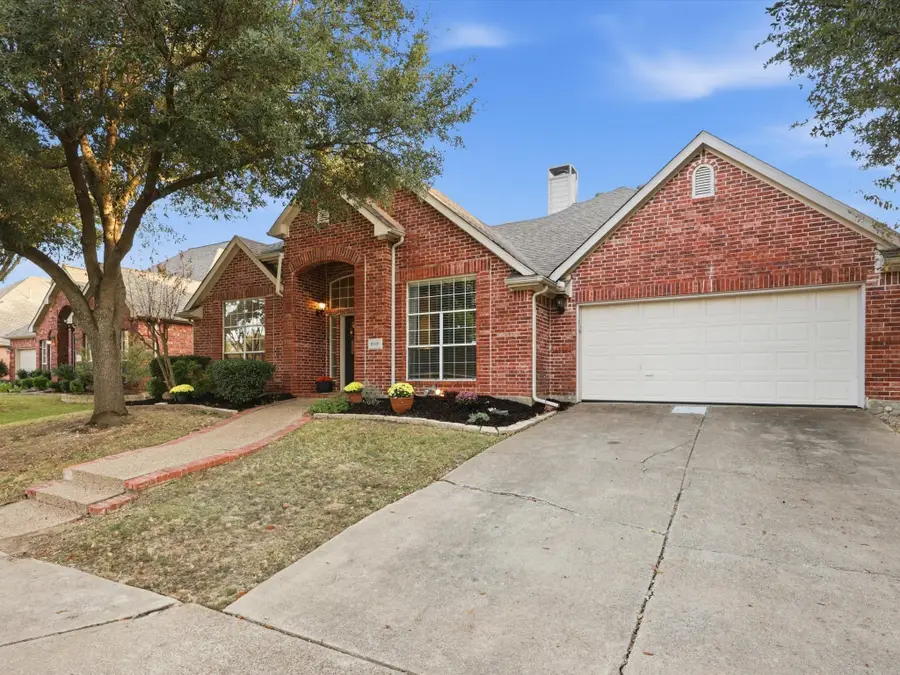 8805 Falcon View Drive, McKinney, TX 75072 - Image #3