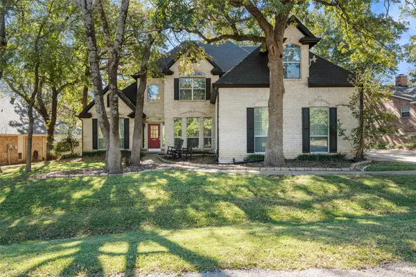519 Runaway Bay Drive, Runaway Bay, TX 76426