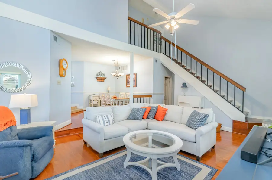 336 Melrose Drive #10C, Richardson, TX 75080 - Image #2