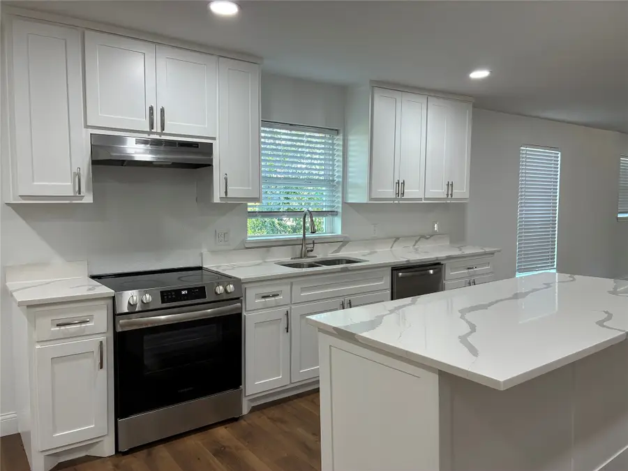 4804 Avenue G, Fort Worth, TX 76105 - Image #3