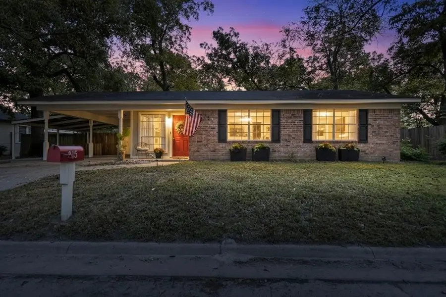 815 N Bledsoe Street, Gilmer, TX 75644 - Image #3