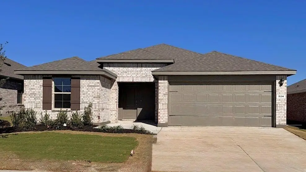 524 Crestridge Drive N, Cleburne, TX 76033 - Image #1