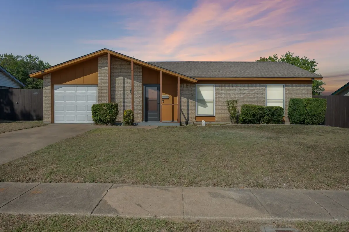 507 Katherine Court, Duncanville, TX 75137 - Image #1